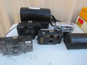 lot 97 image: Camera lot- Meikei, Vivitar, Nrt plus, Nikon