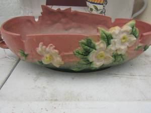 lot 104 image: Vintage Roseville Art Pottery Console Bowl  -Roseville USA 391-10 pink and green