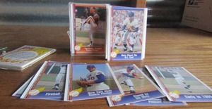 lot 129 image: Nolan Ryan Baseball Cards  1991  The 300 WINS