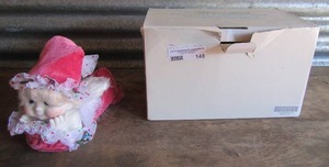 lot 148 image: Dream side porcelain doll in original box mint condition collector#1118004000017