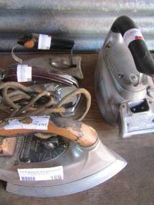 lot 166 image: 4 Steam o matic and Quick way irons 3 have no cords