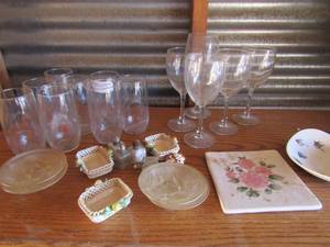lot 191 image: Short glasses long stem wine glasses Queensbury fishhook bowl 4 hummingbird coaster 3 mini clay baskets Vintage S&P