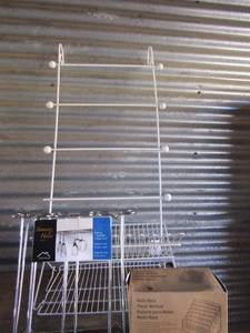 lot 195 image: Racks- note, dish, towel and more