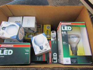 lot 307 image: Box of Sylvania Ultra LED 65W energy bulbs, brightness 800 lumens, 22plus year lifetime, Multiple pack of globe 3 amp 60 watt medium base light bulbs
