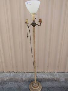 lot 308 image: Vintage 60 tall 3 tiew corner lamp metal base ni shade glass cover