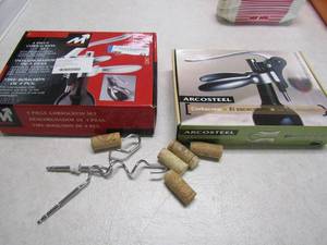 lot 43 image: 4 piece bar set NIB Arcosteel 3 piece bar set NIB
