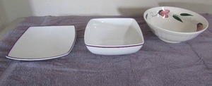 lot 52 image: A Priula bowl 12 diameter studio Nova accent plum plate 12 Bowl 10