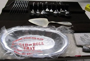 lot 86 image: Wallace stainless steel silverware set 52 pieces,  stainless  bread tray new   Rodney 444 silver piece