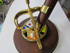 lot 180 image: Jewel Kaleidoscope mint condition includes wind up key and cleaning instructions