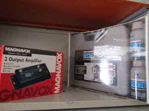 lot 200 image: Plumber secret instant drain cleaner NEW used 2 outlet amplifier in original box