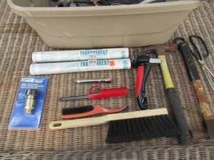 lot 212 image: Lot- hammers, plyers, levels, screwdrivers and more