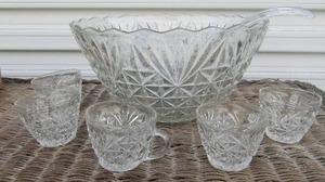 lot 218 image: Diamond cut punchbowl with 9 cups and ladle