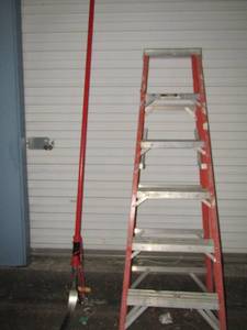 lot 259 image: Red cup rum model 6 FT  LADDER model 410 and type 1A red pole saw