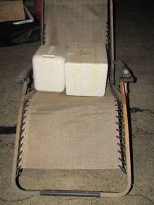 lot 260 image: Folding lawn chair 2 small white foam chests