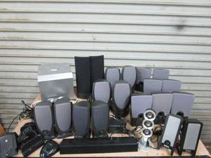 lot 36 image: LARGE QUANTITY OF PC SPEAKERS, VARIOUS BRANDS & STYLES