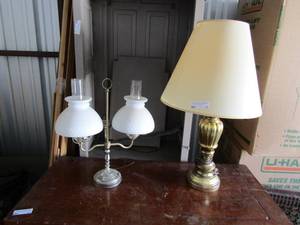 lot 16 image: 2 tier key turn lamp with bubble milk glass shade and 30 gold bedside lamp with shade