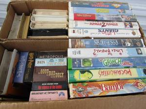 lot 36 image: VHS kids movies- Grinch, Bambi, little Rascals and more