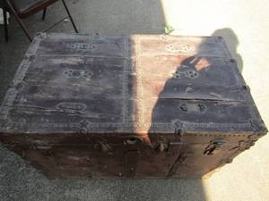 lot 47 image: Brown wood and metal chest good condition