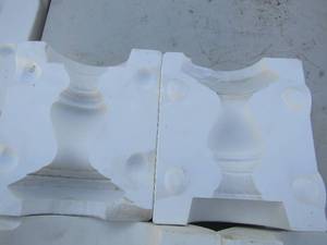 lot 79 image: CERAMIC MOLDS  -  Alberta  and also Texas book ends clay molds