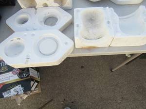 lot 80 image: CERAMIC MOLDS  - Lid and basket ginger bowl mold 686 clay jar mold