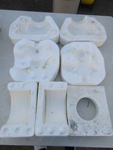 lot 86 image: CERAMIC MOLDS  - Willflo mold,  Okinple Mold,  Ceramic bear &  candle mold