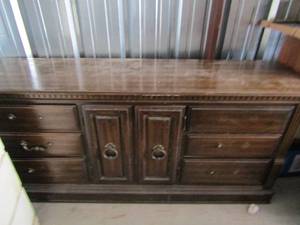 lot 114 image: 6 drawer chest with doors that hide 3 more drawers 33x72x20