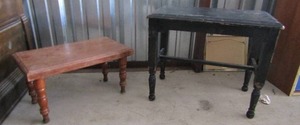 lot 121 image: black side table 18x22x13 & brown wooden foot stool 10x20x11