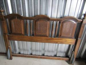 lot 138 image: Dark brown queen size headboard