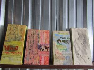 lot 149 image: ART -4 music note canvas paintings 15x7, 13x9, 13x7(x2)