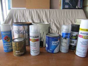 lot 166 image: Lot of used primers, paints, and enamels