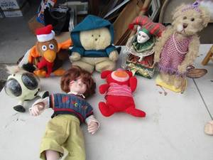 lot 214 image: Vintage baby toys- bear, joker, turkey, male doll