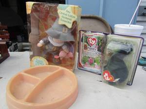 lot 216 image: Precious moments NIPTY dinosaur NIB divided baby plate