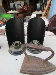 lot 239 image: Vintage iron,   2 wall mount tea light candles