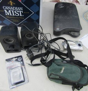 lot 260 image: 2 Logitech speaker, film splicer, Olympus camera and case