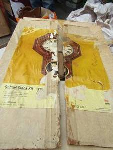 lot 269 image: School Clock kit 22x26