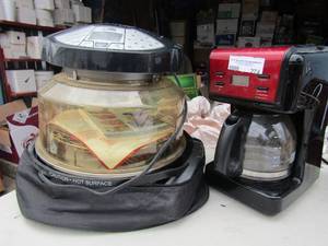 lot 274 image: Elite Nuware infrared oven in original bag looks new,  Mr. Coffee 12 cup coffee maker,