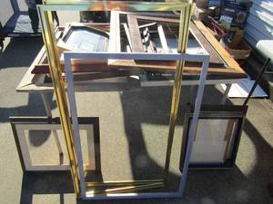 lot 299 image: Over 20 frames & trim no glass
