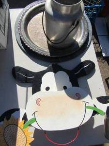 lot 303 image: Disco brothers tin, cow art 12 silver plate platter and oval black board