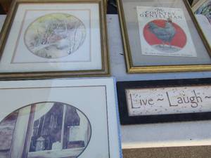 lot 404 image: Art 21x17 window, live 24x7, forest 20x20 gentleman 20x17