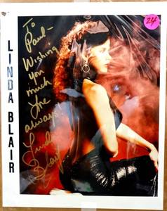 lot 24 image: AUTEHNTIC PERSONALIZED 8.5 X 11 PHOTO FROM LINDA BLAIR (THE EXORCIST)