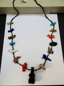 lot 93 image: INCREDIBLE HAND CARVED STONE ANIMAL SPIRIT NECKLACE - BETTER THAN PICS DISPLAY