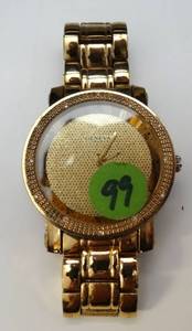 lot 99 image: STUNNING MENS GENEVA GOLD FINISH WATCH