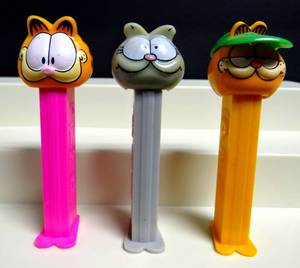 lot 150 image: Vintage Lot of GARFIELD  Pez Dispensers - Excellent Condition