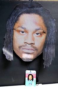 lot 167 image: RARE BLEACHER CREATURES Seattle Seahawks MARSHAWN LYNCH Bleacher Mask NWT $$