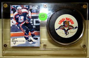 lot 173 image: BEAUTIFUL NHL DISPLAY - ED JOVANOVSKI SIGNED FLORIDA PANTHERS NHL PUCK AUTOGRAPH W CARD