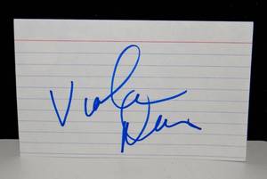 lot 269 image: AUTHENTIC AUTOGRAPHED - ACADEMY AWARD WINNER VIOLA DAVIS HAND SIGNED INDEX CARD