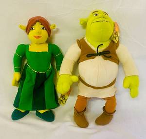 lot 172 image: Shrek Plush and Princes Fiona