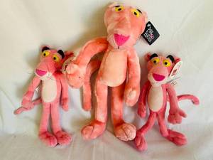 lot 179 image: Pink Panther Plush (3)