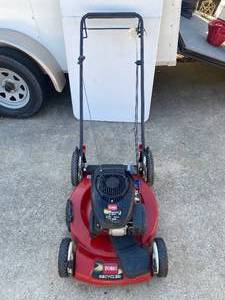 lot 57 image: Toro 149cc Self Propellled Lawn Mower