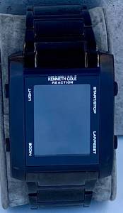 lot 101 image: Kenneth Cole Reaction Men�s Watch KC3690 Black Stainless Steel Casing Link bracelet